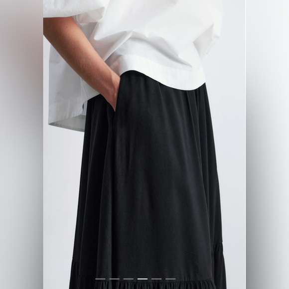 & OTHER STORIES Elegant Tiered MIDI Skirt - Black - Size L - Picture 4 of 5